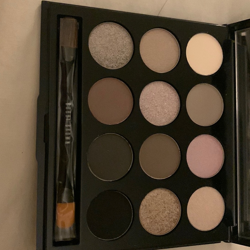 Bobbi Brown cool eyeshadow palette